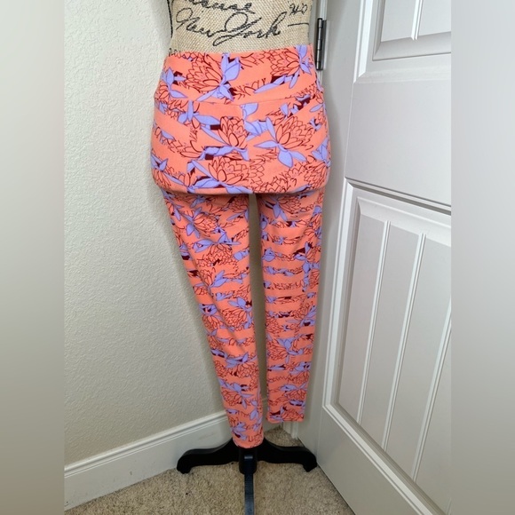 LuLaRoe Peachy Orange, Red & Purple Lotus Print OS Leggings - Picture 8 of 11